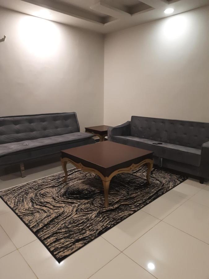 Pine Apartments Civic Center Bahria Town Islamabad Rawalpindi Buitenkant foto