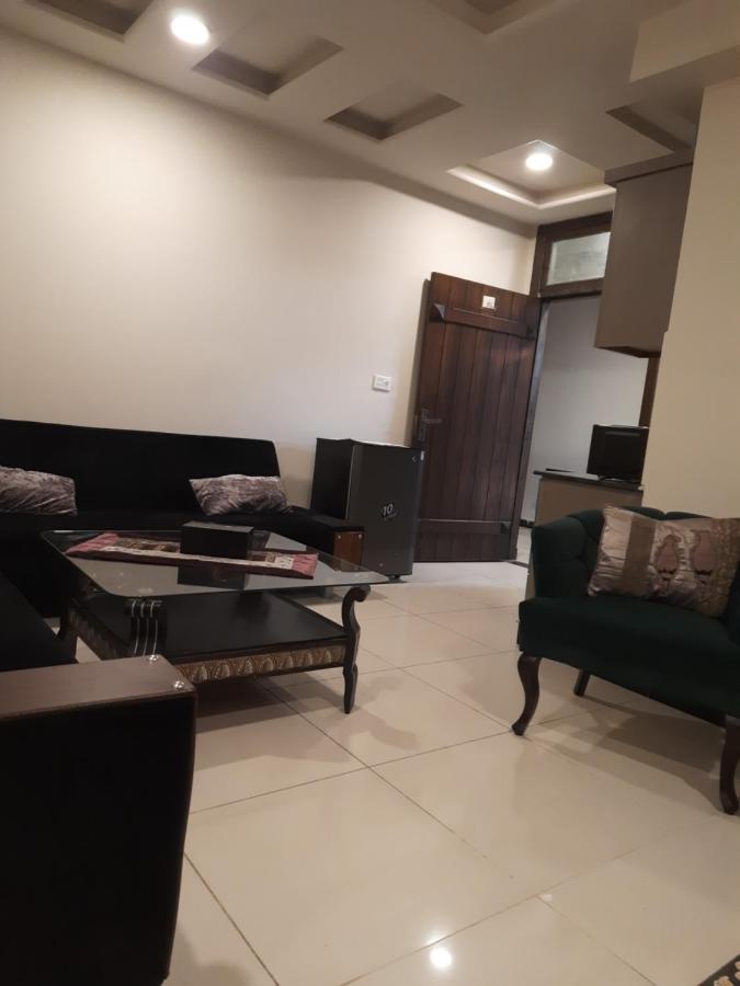 Pine Apartments Civic Center Bahria Town Islamabad Rawalpindi Buitenkant foto