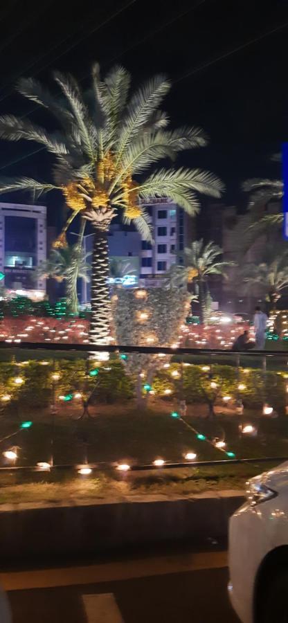Pine Apartments Civic Center Bahria Town Islamabad Rawalpindi Buitenkant foto