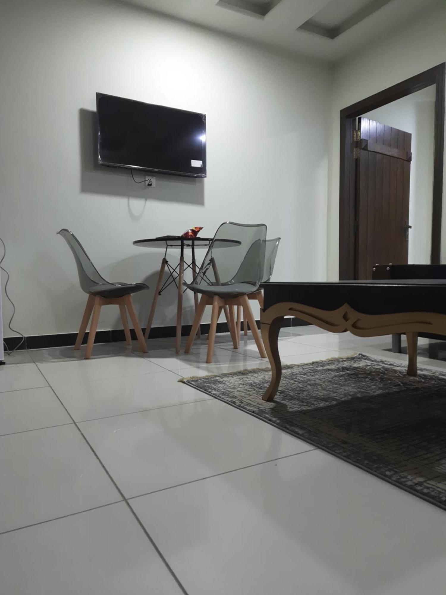 Pine Apartments Civic Center Bahria Town Islamabad Rawalpindi Kamer foto