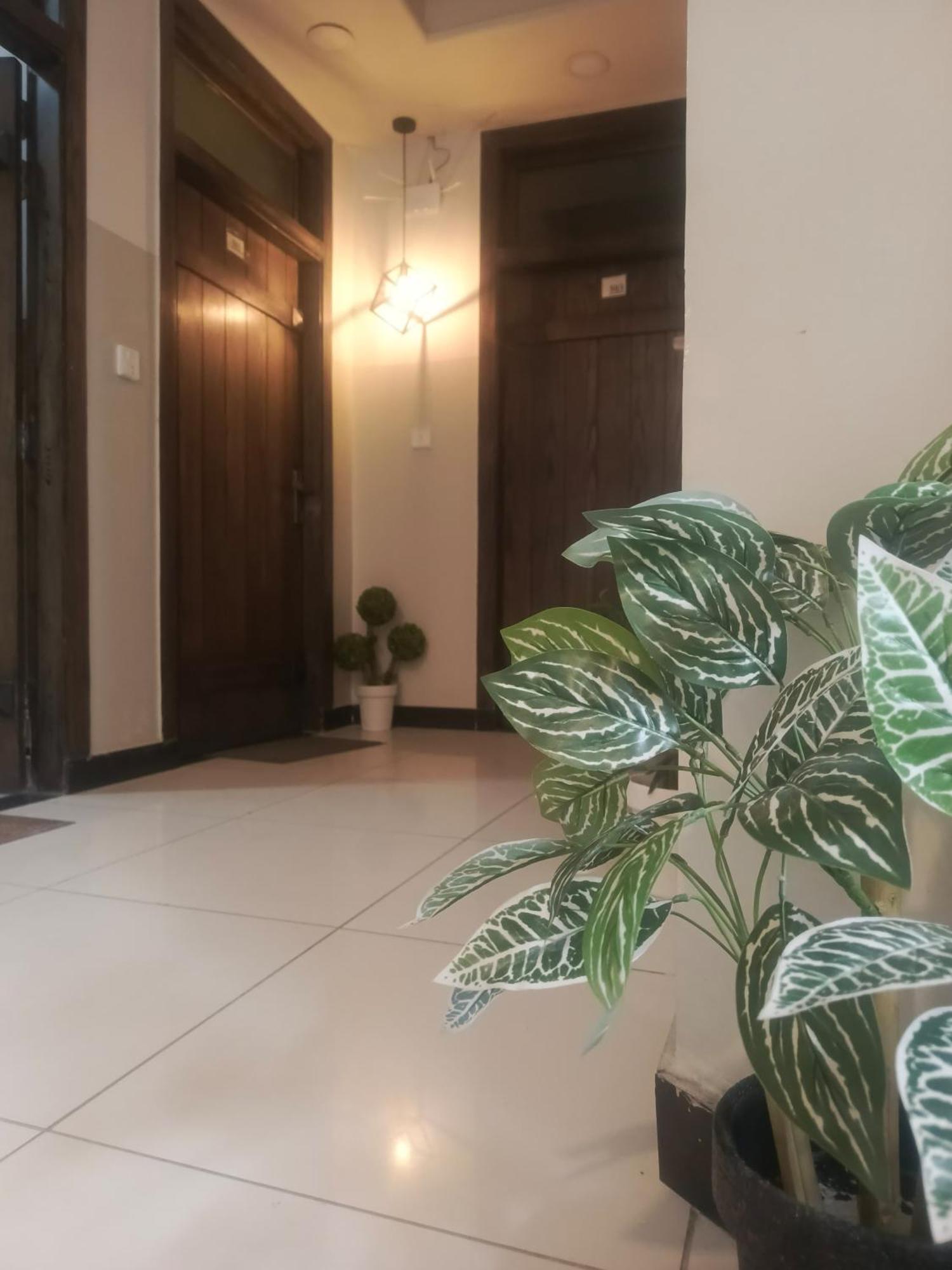 Pine Apartments Civic Center Bahria Town Islamabad Rawalpindi Buitenkant foto